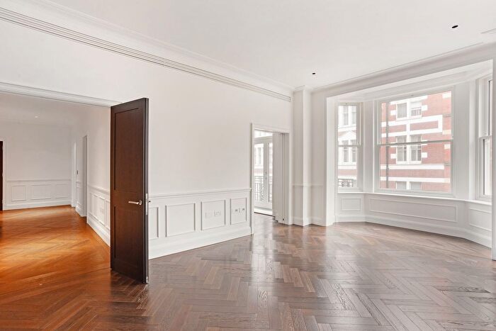 1 Bedroom Property For Sale In One Palace Street, Palace Street, United Kingdom, SW1E