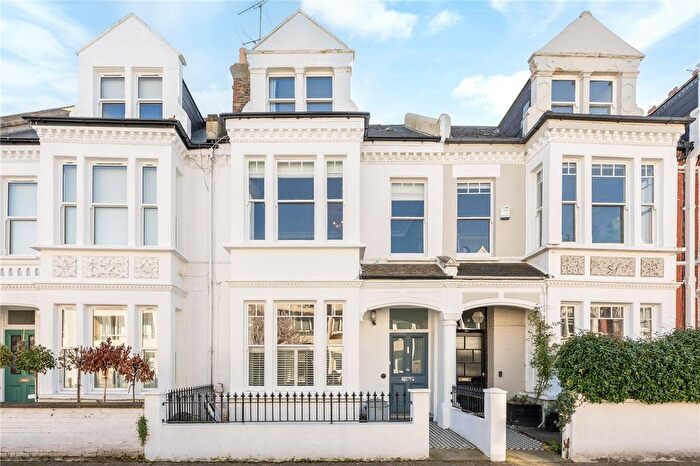 5 Bedroom Terraced House For Sale In Chelverton Road, London, SW15