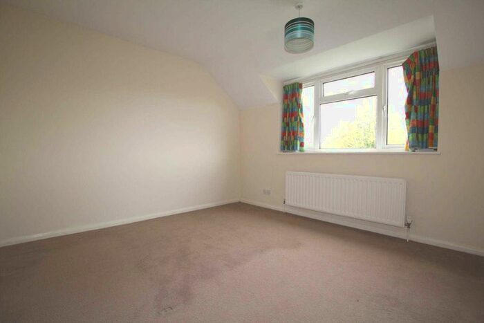 4 Bedroom Detached House To Rent In Grenville Road, Aylesbury, HP21