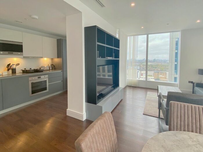 2 Bedroom Flat For Sale In Harbour Way, London, E14