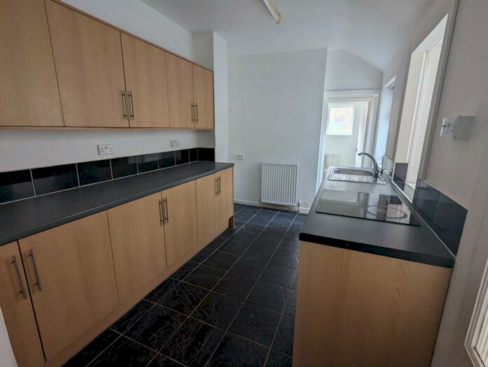 3 Bedroom Terraced House To Rent In Alice Street, Neath, Neath Port Talbot., SA11