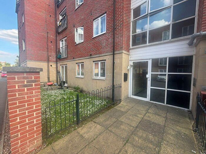 2 Bedroom Flat To Rent In Kingston Terrace, Boston, PE21