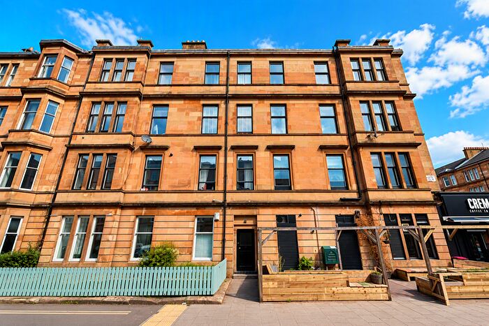 3 Bedroom Flat To Rent In Albert Avenue, Glasgow, G42