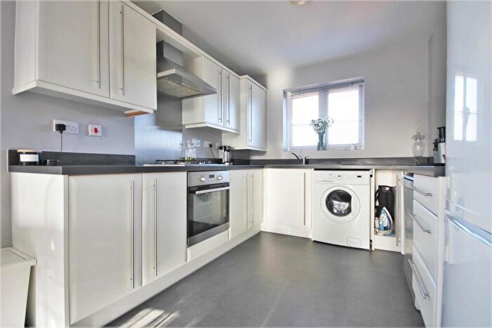 2 Bedroom Apartment To Rent In Elsanta Crescent, Titchfield Common, PO14