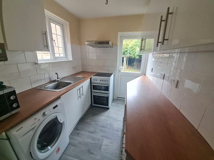 3 Bedroom Terraced House To Rent In Lincoln Road, Oxford, OX1