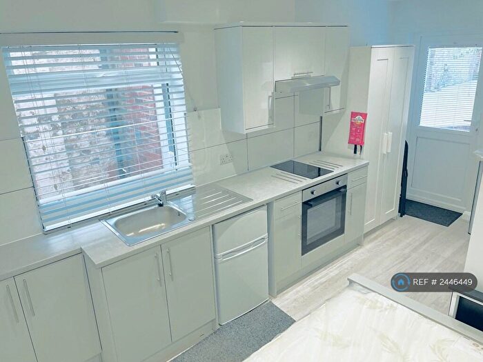 Studio To Rent In Southampton Street, Reading, RG1