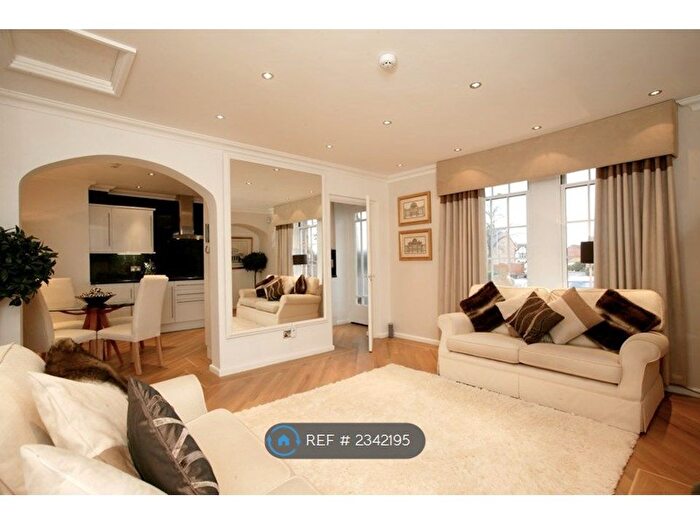 2 Bedroom Flat To Rent In Charlemont, Norton, Worcester, WR5