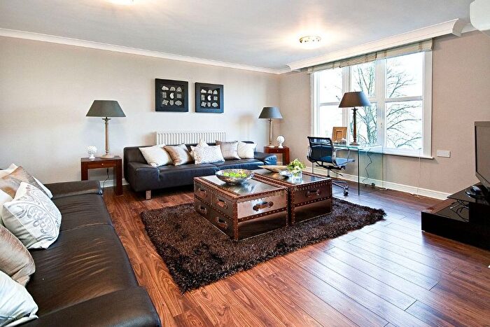 3 Bedroom Flat To Rent In St Johns Wood Park, St Johns Wood, NW8