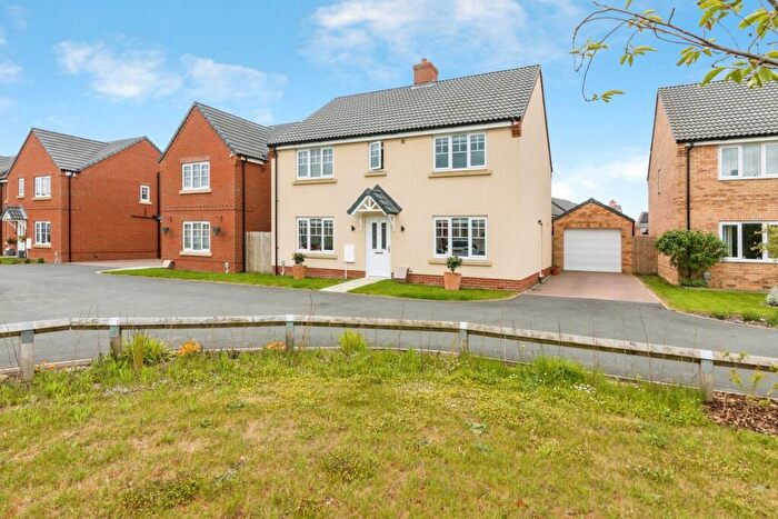 5 Bedroom Detached House For Sale In Summerhill Green, Leiston, Suffolk, IP16