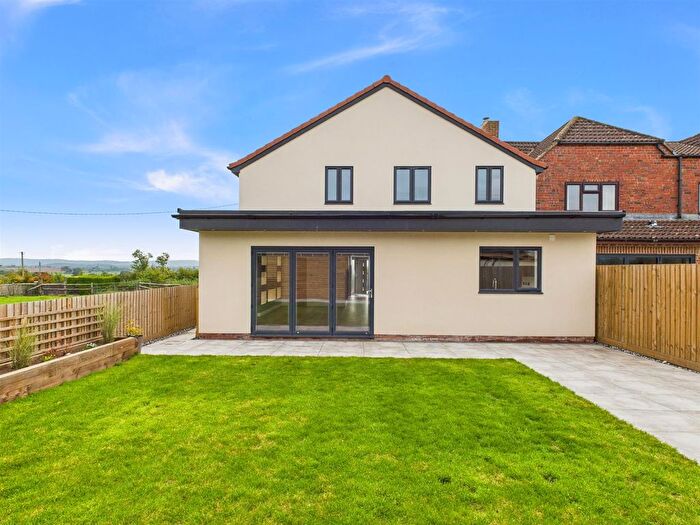 4 Bedroom Semi-Detached House For Sale In Grange Court, Westbury-On-Severn, GL14