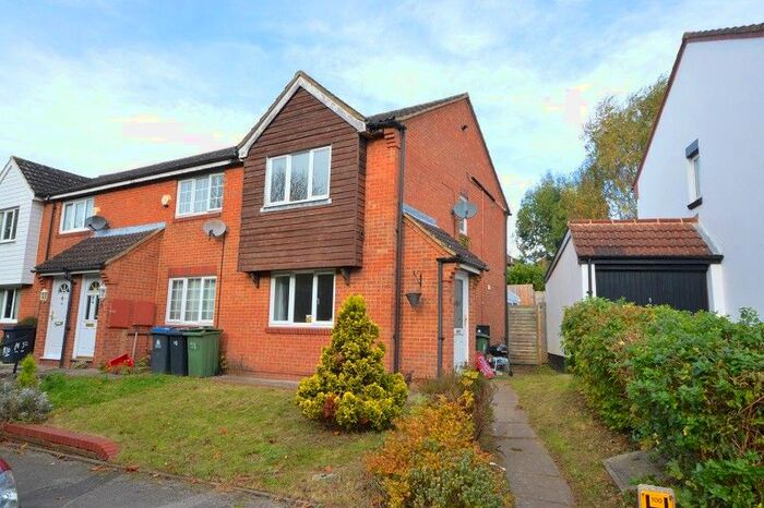 2 Bedroom End Of Terrace House To Rent In Hunting Gate Drive, Chessington, Surrey KT9