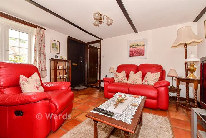 4 Bedroom Detached House For Sale In Mill Lane, Shepherdswell, Kent, CT15