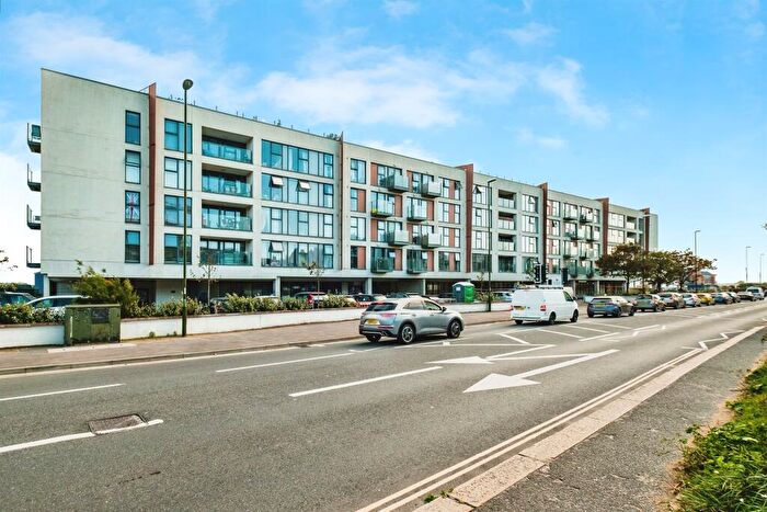 2 Bedroom Apartment For Sale In Brighton Road, Shoreham-By-Sea, BN43