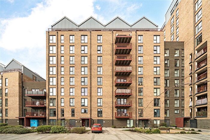 1 Bedroom Flat To Rent In Cowan House, Greenwich High Road, Greenwich, SE10