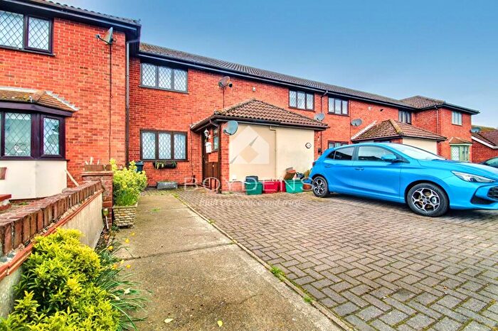 2 Bedroom Terraced House To Rent In Winfield Terrace, Walton On The Naze, CO14