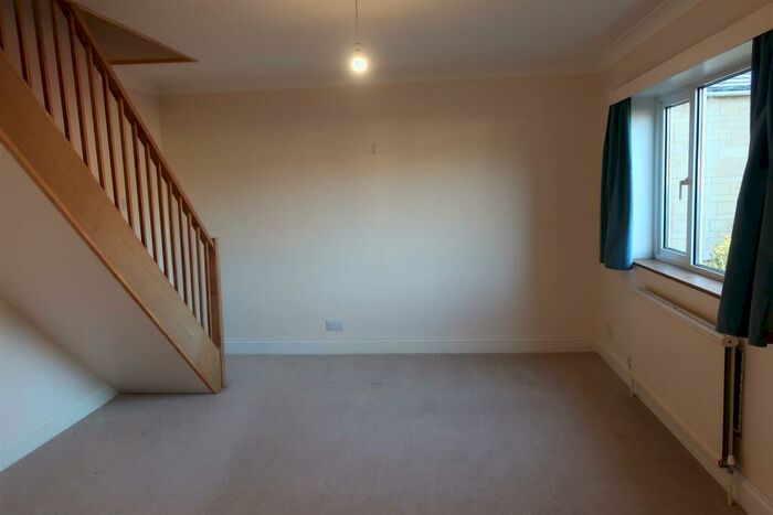 3 Bedroom Detached Bungalow To Rent In Letch Hill Drive, Bourton-on-the-Water, GL54
