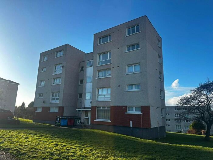 3 Bedroom Flat For Sale In Mackendrick Place, Kilmarnock, East Ayrshire, KA3
