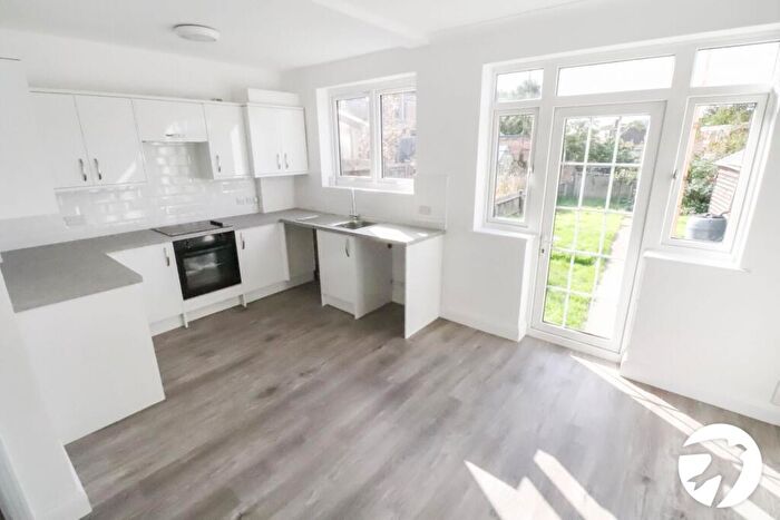 3 Bedroom Semi-Detached House For Sale In Beltwood Road, Belvedere, DA17