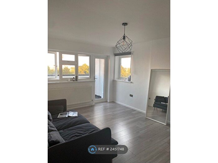 1 Bedroom Flat To Rent In Windsor Road, London, E7
