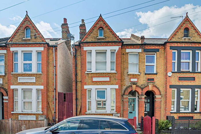 1 Bedroom Flat For Sale In Gipsy Road, London, SE27
