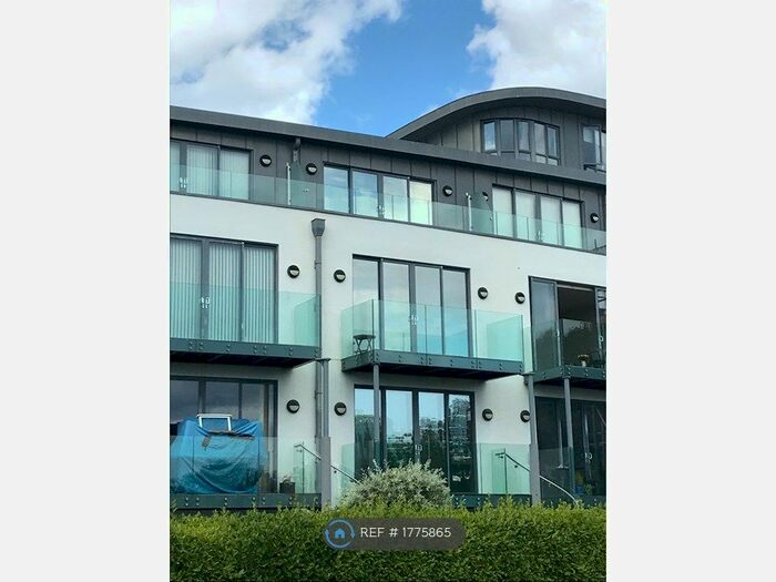 5 Bedroom Terraced House To Rent In Rocklands, Exmouth, EX8