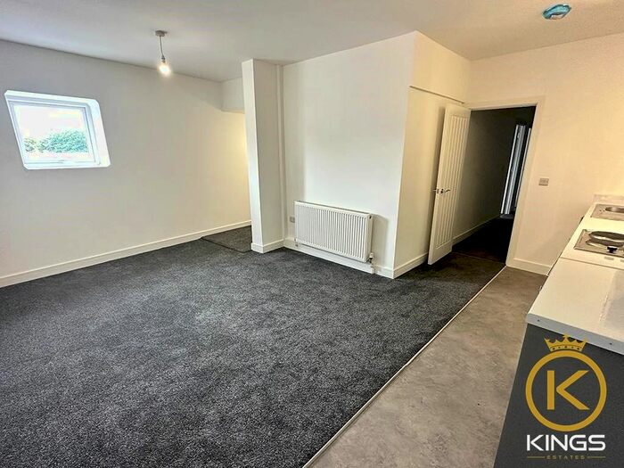 2 Bedroom Flat To Rent In St Stephens Road, Portsmouth, PO2