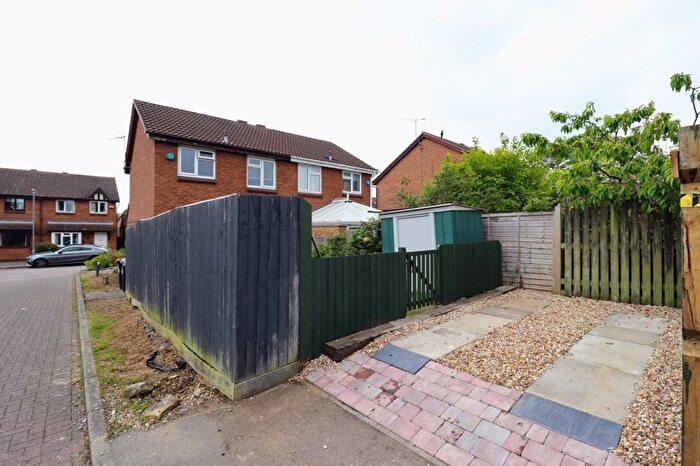 2 Bedroom Semi-Detached House For Sale In Aintree Close, Bletchley, Milton Keynes, MK3
