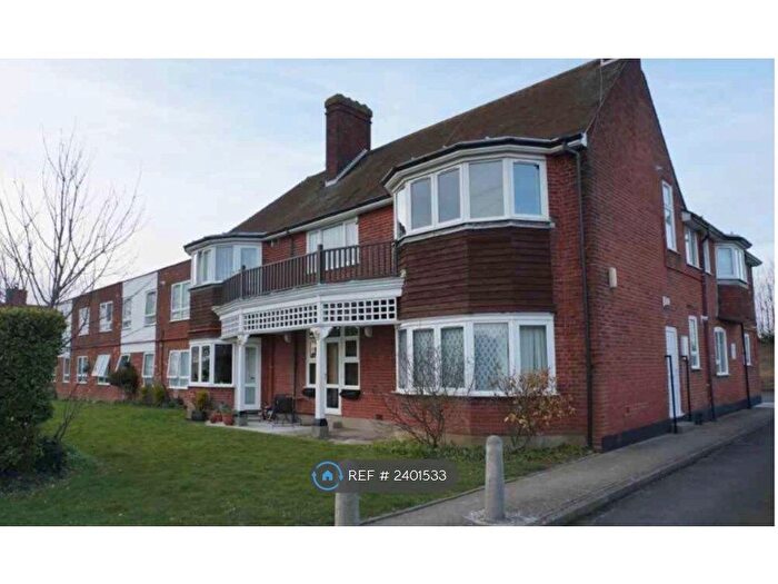 2 Bedroom Flat To Rent In Lister House, Margate, CT9