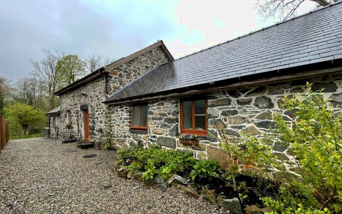 5 Bedroom Detached House For Sale In Porthmadog, Gwynedd, LL49