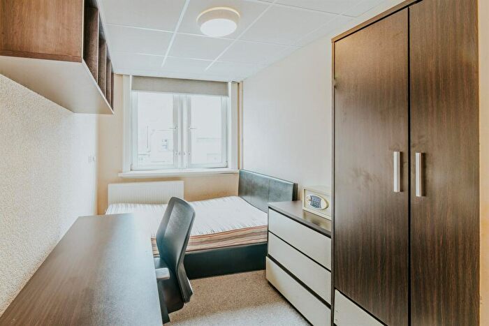 1 Bedroom Apartment To Rent In Room, Kp House, NG1