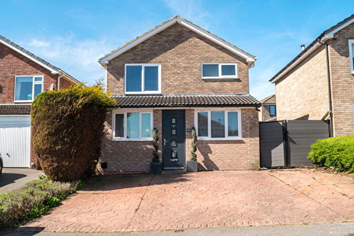 4 Bedroom Detached House For Sale In Park Drive, Shelley, Huddersfield, HD8