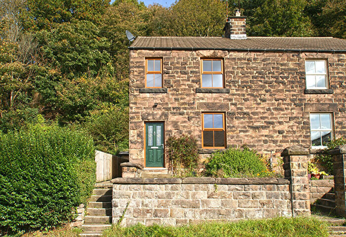 2 Bedroom Semi-Detached House To Rent In Main Road, Whatstandwell, DE4