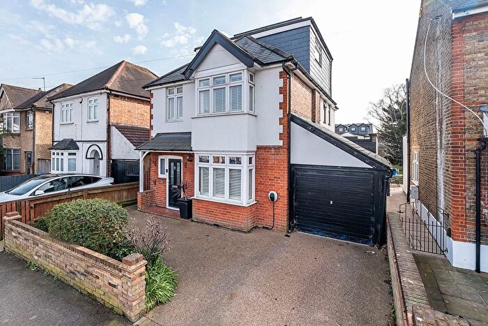 5 Bedroom Property For Sale In Tolworth Park Road, Surbiton, KT6