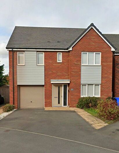 4 Bedroom Detached House To Rent In Hazel Crescent, DE14