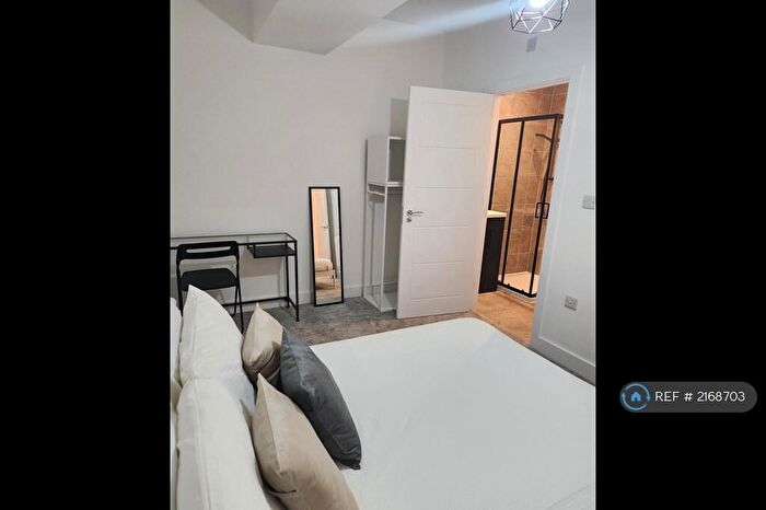 4 Bedroom Flat To Rent In Bath Road, Arnos Vale, Bristol, BS4