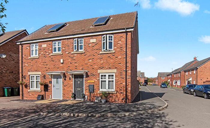 2 Bedroom Semi-Detached House For Sale In Auburndale Avenue, Coventry, CV4
