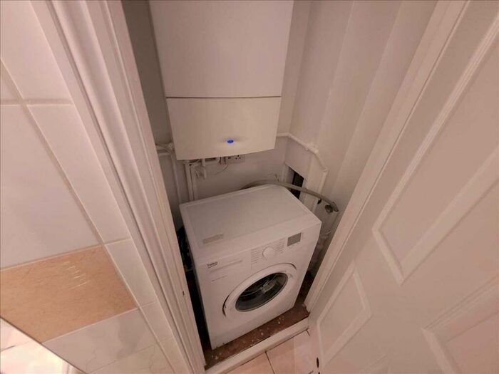 2 Bedroom Apartment To Rent In Garden Flat, Alma Road, BS8