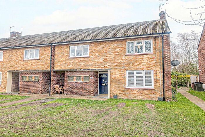 2 Bedroom Flat For Sale In Windsor Road, Newmarket, CB8