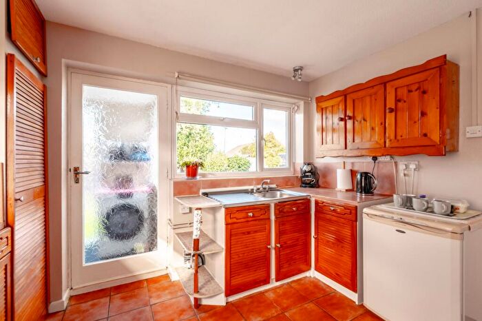 2 Bedroom Detached Bungalow For Sale In Park View Avenue, Rollesby, NR29