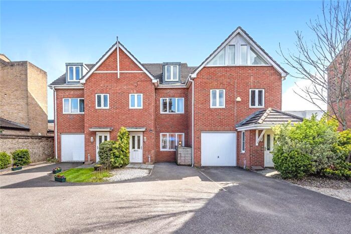 4 Bedroom Terraced House For Sale In George Street, Eastleigh, Hampshire, SO50