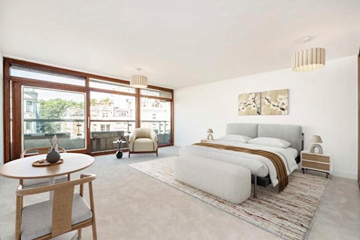Flat For Sale In Barbican, John Trundle Court, EC2Y