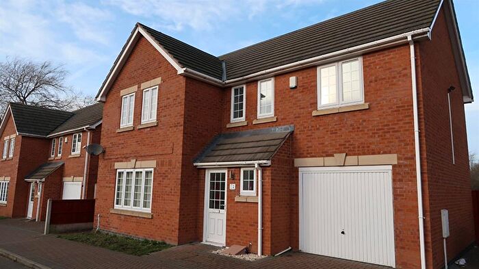 4 Bedroom Detached House To Rent In Ronchin Gardens, Kirkby-In-Ashfield, Nottingham, NG17