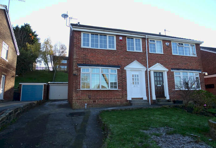 3 Bedroom Semi-Detached House To Rent In Greenacre Park Avenue, Rawdon, Leeds, West Yorkshire, LS19