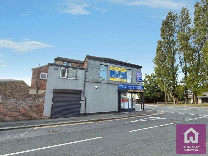 2 Bedroom Flat To Rent In Liverpool Road, Eccles, Manchester, M30