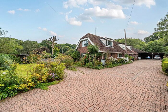 4 Bedroom Detached House For Sale In Stone Cross Road, Bilsington, Ashford, TN25