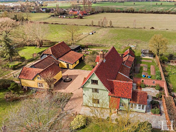 6 Bedroom Detached House For Sale In Bacton, Stowmarket, IP14