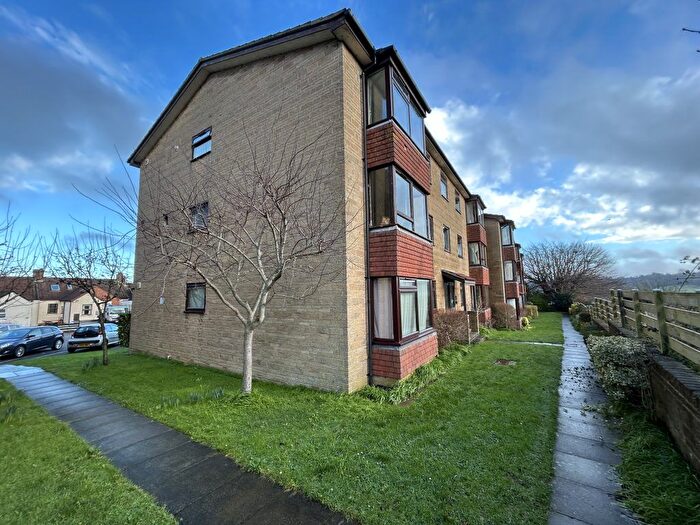 2 Bedroom Flat For Sale In Beaumont House, Sherborne Road, Yeovil, Somerset, BA21