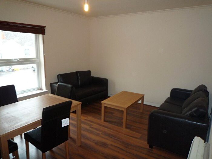 1 Bedroom Apartment To Rent In Queens Road, Beeston, NG9
