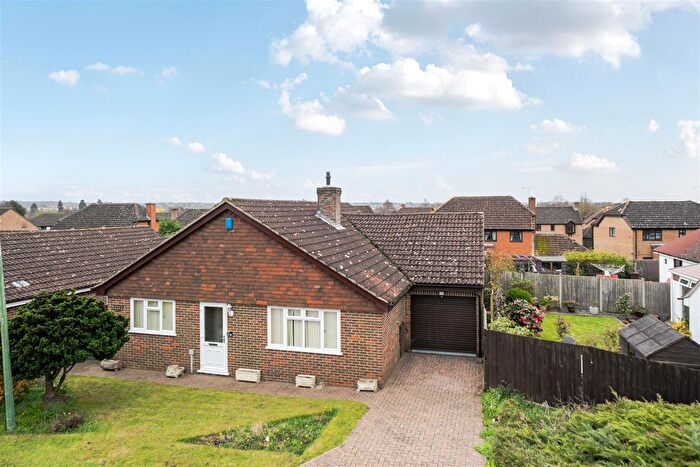 3 Bedroom Bungalow For Sale In Wingrove Drive, Weavering, Maidstone, ME14