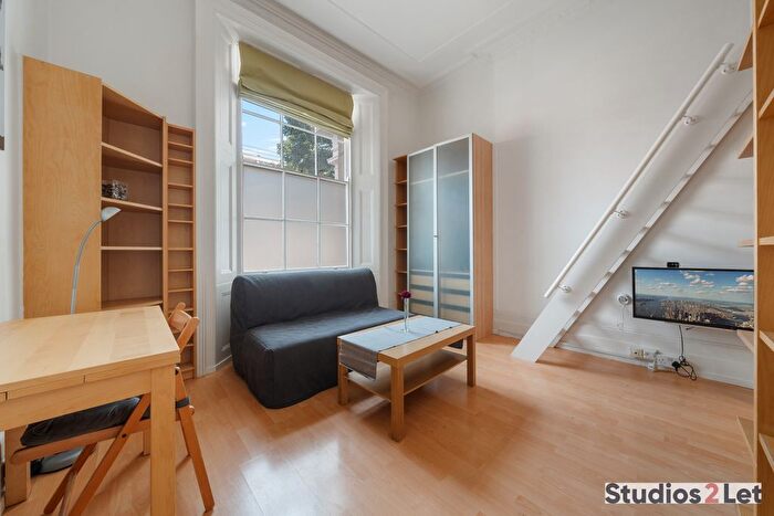 Studio To Rent In Claverton Street, Pimlico, London, SW1V